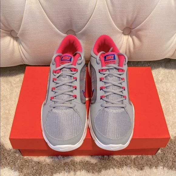 SOLD!!!   NIKE Women’s Flex Trainer 4 Sneaker Size 8M - Picture 2 of 12